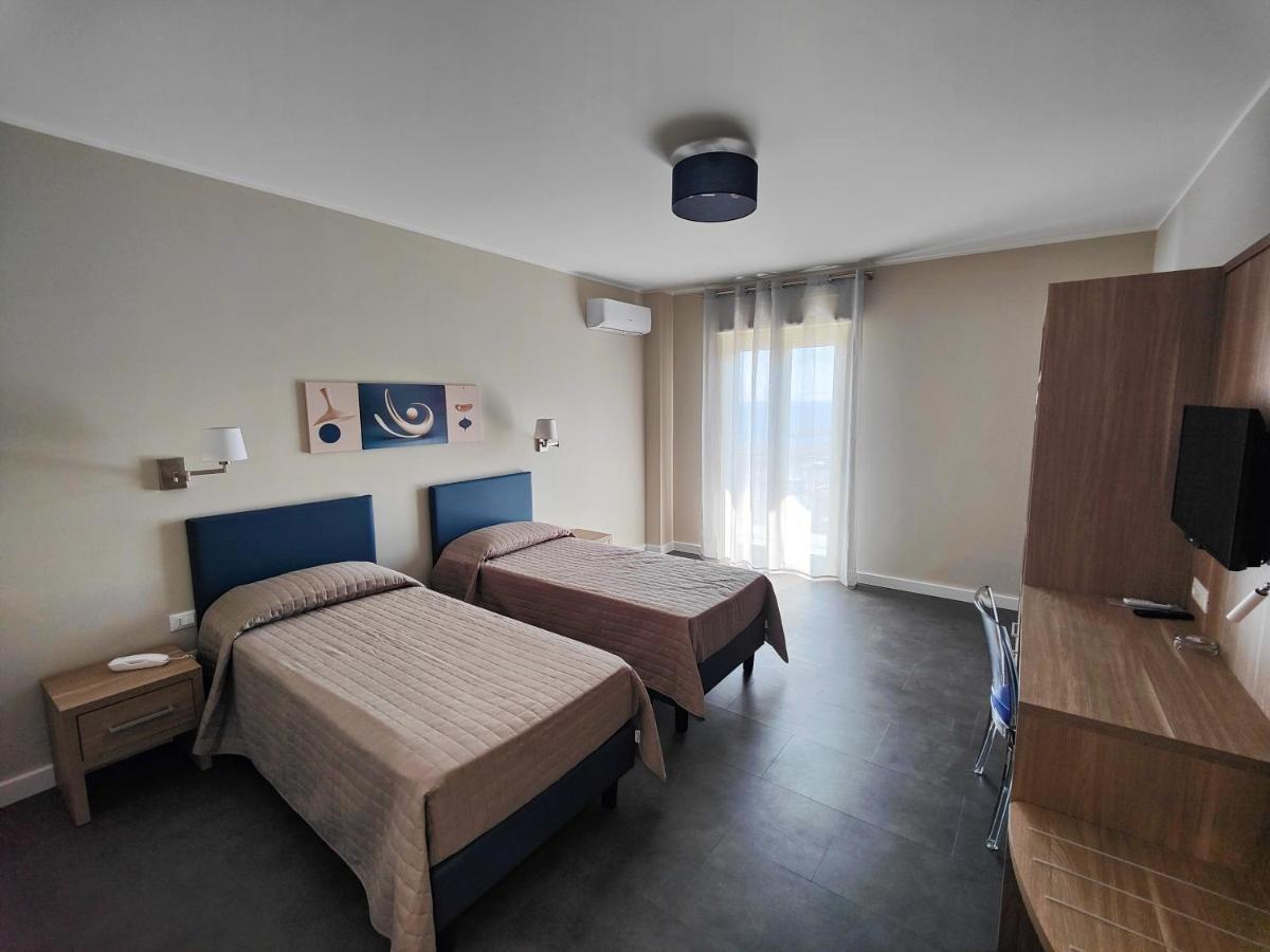 Dependance La Mouette Hotel Termini Imerese Bagian luar foto